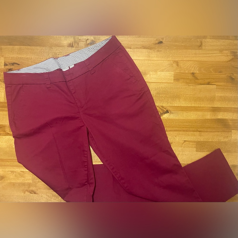 Women’s JCP Burgundy ankle trouser (Size 8)